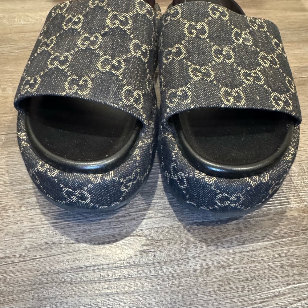 Gucci GG Monogram Canvas Denim Platform Slide Sandals - Picture 3 of 15